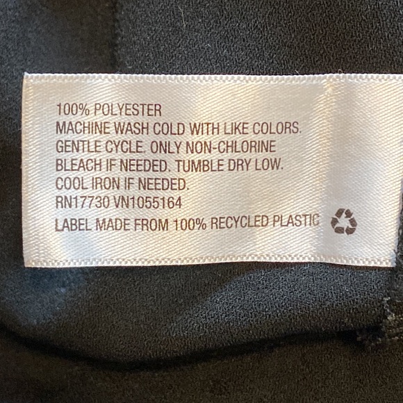 Black shorts romper, size small, elastic waist, side pockets, EUC, gently worn. - Picture 9 of 10